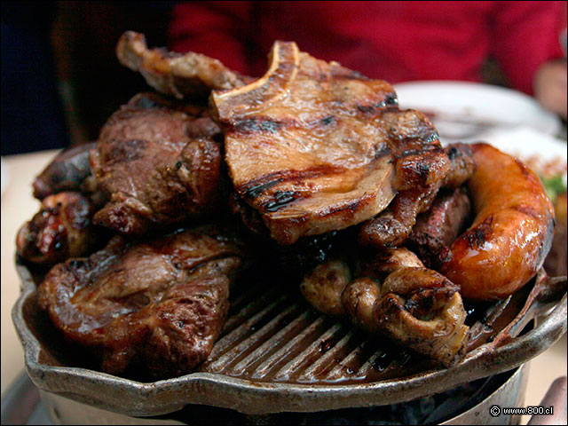 Parrillada Especial con prietas y chunchules en Los Buenos Muchachos - Los Buenos Muchachos - Cumming